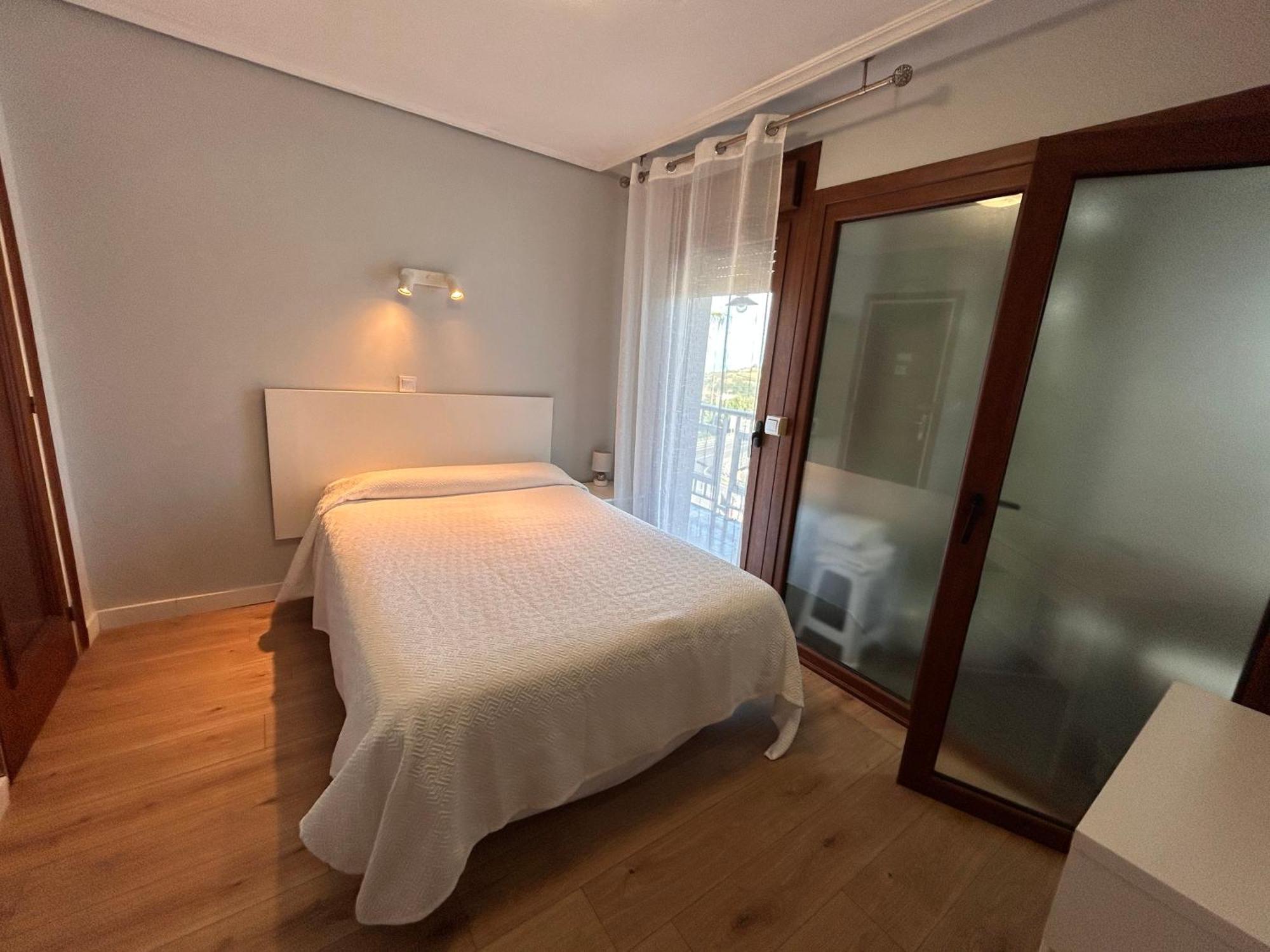 Hostal El Carro Ларедо Екстериор снимка