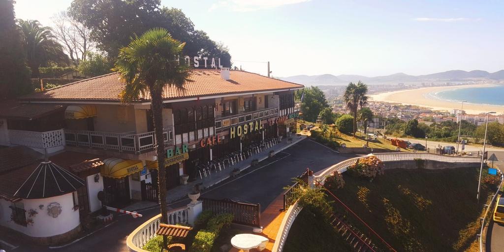 Hostal El Carro Ларедо Екстериор снимка